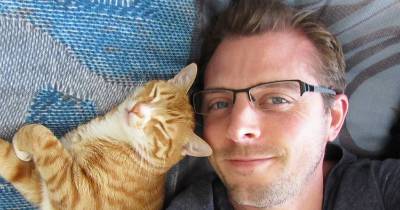 6 Things Not To Say To A Single Person Who Has Cats