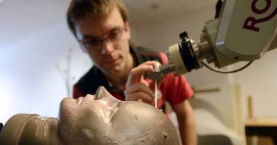 Fears Robots Will Take Over World By Becoming Lawyers, Architects And Doctors