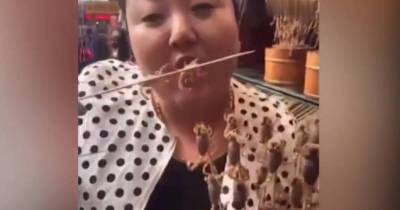 This Lady Eating Fresh Scorpions Is The Nastiest Thing You Will Be Seeing Today