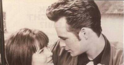 5 Insanely Gorgeous TV Couples From The &rsquo;90s Who Taught Us What Relationships Really Are!