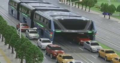 Elevated Bus That Drives Above Traffic Jams