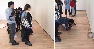 Pranksters Dropped A Pair Of Glasses In A Museum And People Thought It Was Art
