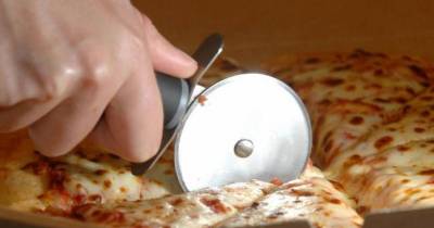 Here's Why An On-Duty Cop Made A Pizza Delivery