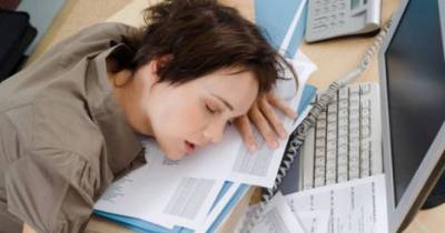 This Is Why You Feel So Tired After Lunch - And How To Beat It