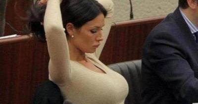 You Can't Believe How Glamorous These Female Politicians Are
