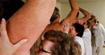 21 Jobs Which Are Way Worse Than What You Are Doing Right Now!