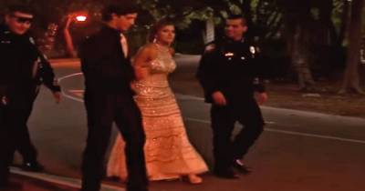 Teen Wears A Sparkling Dress To Prom, But Got A Big Surprise By The Police