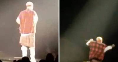 Justin Bieber Falls Off Stage During His Show In Canada