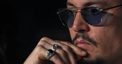 15 Awful Things Johnny Depp Wants You to Forget...Especially No.7 and 8!