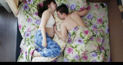 These Portraits Of Pregnant Sleeping Couples Are Intimate And Revealing