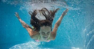 14 Things You&rsquo;ll Get Only If You Love Swimming In The Sea!
