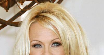 10 Celebs You Didn&rsquo;t Know Have No Money Left