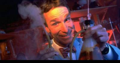 Bill Nye Is Coming Back To TV And Everyone&rsquo;s Freaking Out