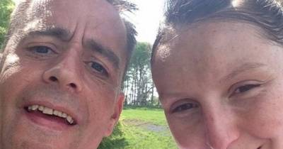This Guy Refuses To Kiss His Girlfriend In Public
