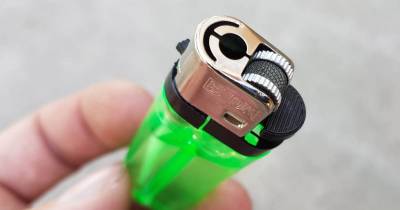 4 Magic Tricks With Lighters