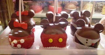 Top 15 Disneyland Snacks You Can&rsquo;t Live Without