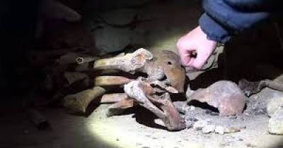 Creepy Footage Show A Man&rsquo;s Last Moments Alive, Lost In Paris Catacombs