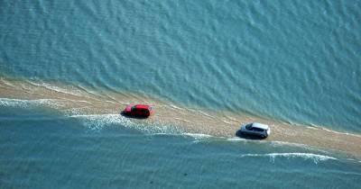 This Road In France Disappears Underwater Twice A Day