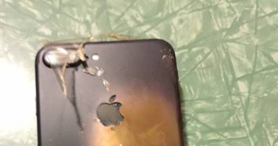After The Samsung Note 7, It's Apple's Turn Now... iPhone 7 Explodes Right After Delivery!