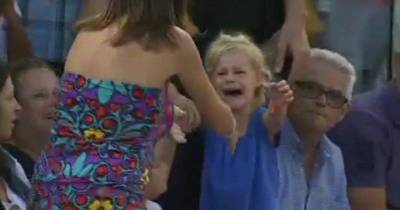 Tennis Match Stops To Unite A Lost Mother-Daughter