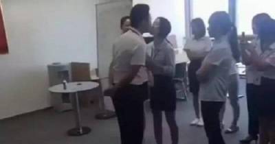 It&rsquo;s Compulsory For Female Workers To Kiss Their Boss Every Morning In This Chinese Company. WTF!