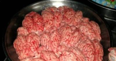 15 Sickening Foods That People Eat Anyway