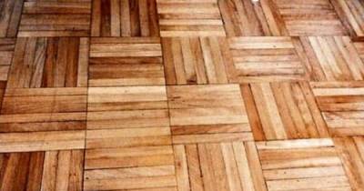 Quick! Which Tile Is Out Of Place?