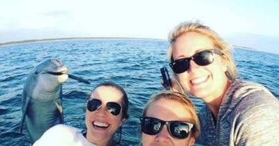 The Greatest Selfies From All Over The World
