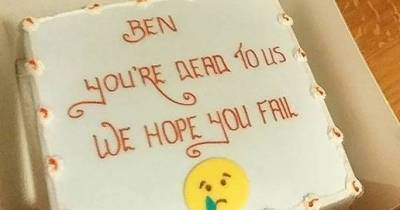 10 Hilarious Farewell Cakes That Employees Got On Their Last Day At The Office