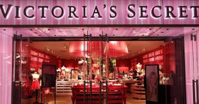 Victoria&rsquo;s Secret Employee Reveals The Horrible Reality Of Working In Retail