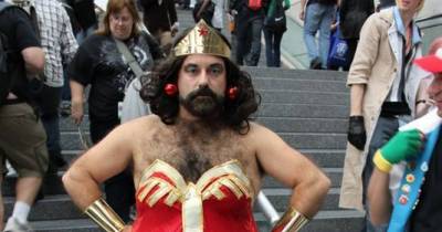 15 WTF Cosplay Fails So Bad They Will Make You Cringe