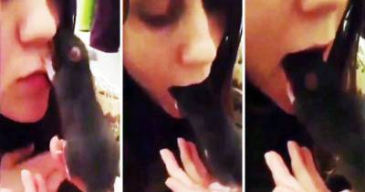 Girl Deep Throats Her Pet Rat To Have It Clean Her Mouth