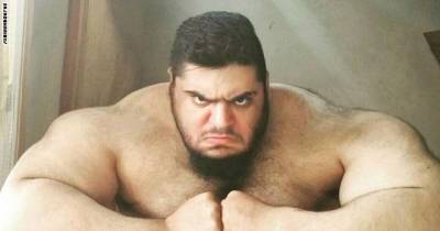 They Call This Iranian Lifter The Persian Hercules & You Won&rsquo;t Believe How Big He Is
