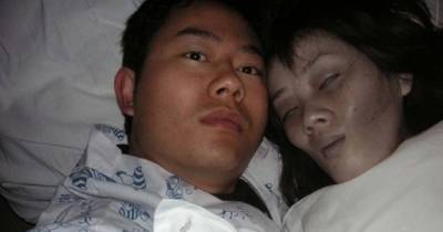 20 Selfies That Need To Be Stopped Before Someone Gets Hurt.