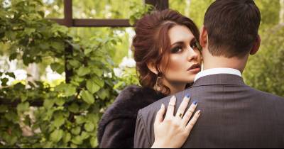 15 Surprising Things Your First *Grown-Up* Relationship Teaches You!