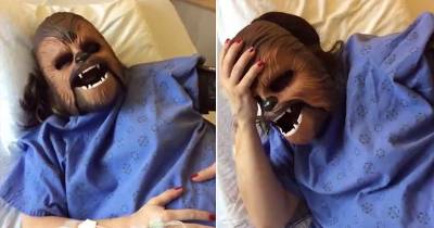 Pregnant Mom Wore A Chewbacca Mask During Labor, And It's Painfully Funny.