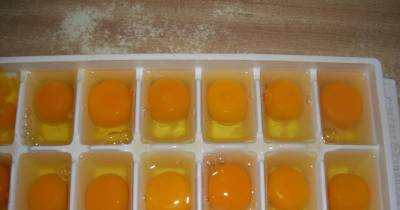 She Put Exactly 14 Eggs In Ice Cube Tray And Left It In The Freezer For 2 Hours What Happened Next Is Amazing!