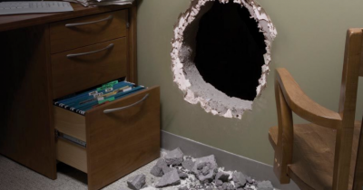 People Shared The Strangest Things They Found At Their Parent's House After They Died.