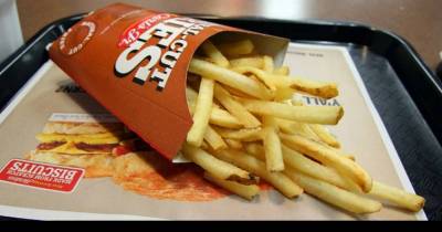 8 Lip-Smackin' Hacks For Fast Food Lovers