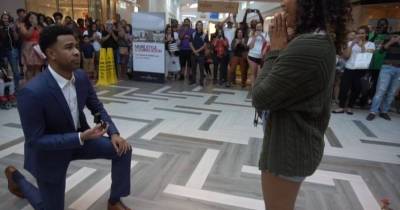 Guy Fails At Surprise Wedding Proposal But It&rsquo;s The Crowd&rsquo;s Reaction That Breaks Him Completely