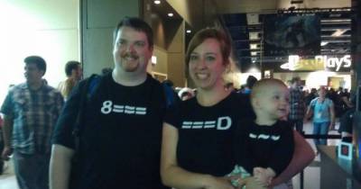 These T-Shirt Pairs Will Make You Jealous That You Never Thought About Them