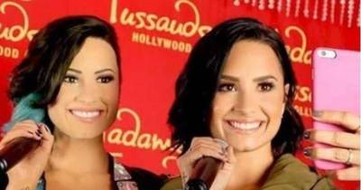 Celebrities And Their Wax Sculptures. Can You Tell Which Is Which?