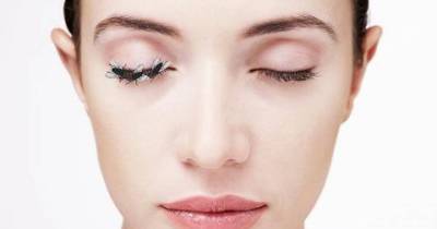 This Woman's Faux Lash Horror Story Will Make You Cringe