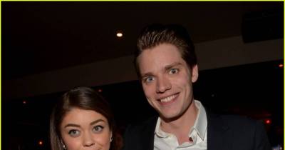 Sarah Hyland And Dominic Sherwood Not In A Romantic Relationship Anymore