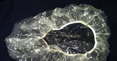 13 Amazing Uses For Shower Caps that You Probably Didn&rsquo;t Know About