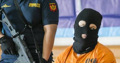 'Ice Addict' Australian Accountant Arrested After Massive Drug Bust
