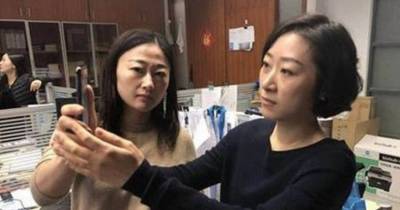 Chinese Woman Gets Refund After Facial Recognition Allows Colleague To Unlock iPhone X