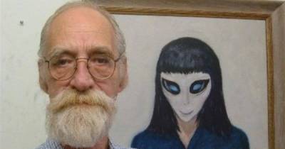 Man Claims He Lost His Virginity To An Alien And Has Fathered Baby Aliens