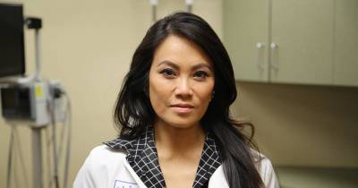 Dr. Pimple Popper Just Got A TV Show And We're Already Squirming