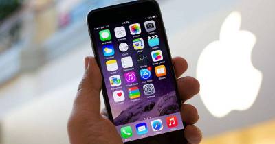 Apple Apologizes For iPhone Slowdowns, Drops Battery Prices